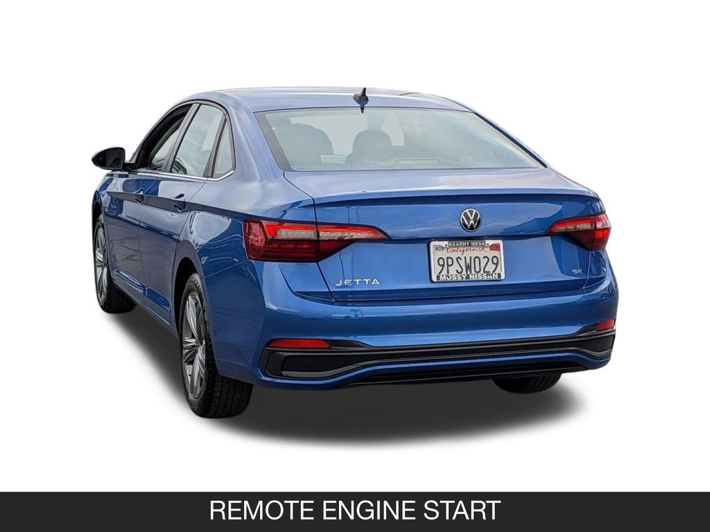 Used 2024 Volkswagen Jetta SE FWD image 7