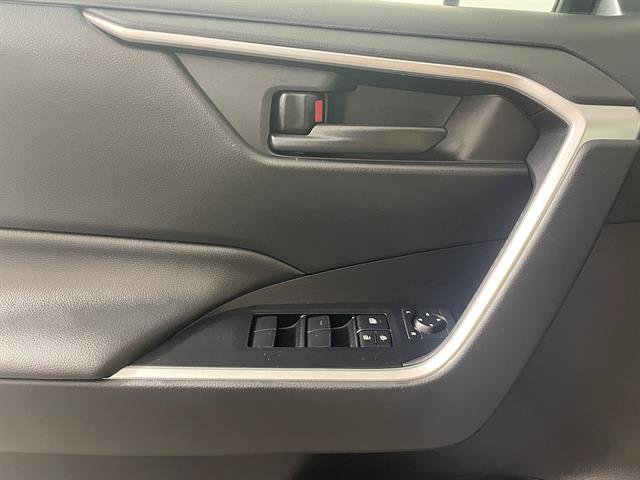 Certified 2019 Toyota RAV4 LE w/ All Weather Liner Package AWD/4WD image 18