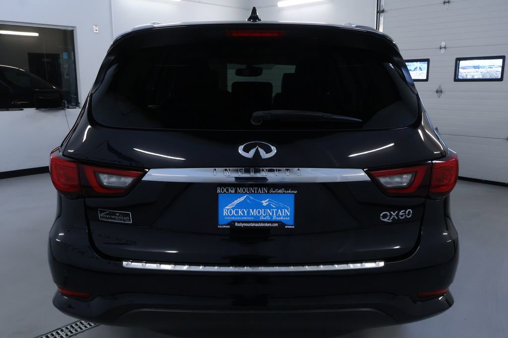 Used 2019 INFINITI QX60 Luxe w/ Essential Package image 6