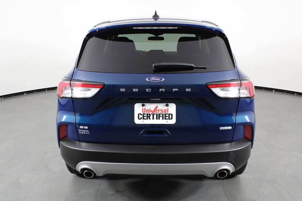 Used 2020 Ford Escape SE image 10