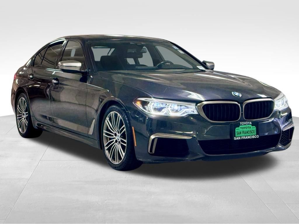 Used 2018 BMW M550i xDrive w/ Dynamic Handling Package image 4