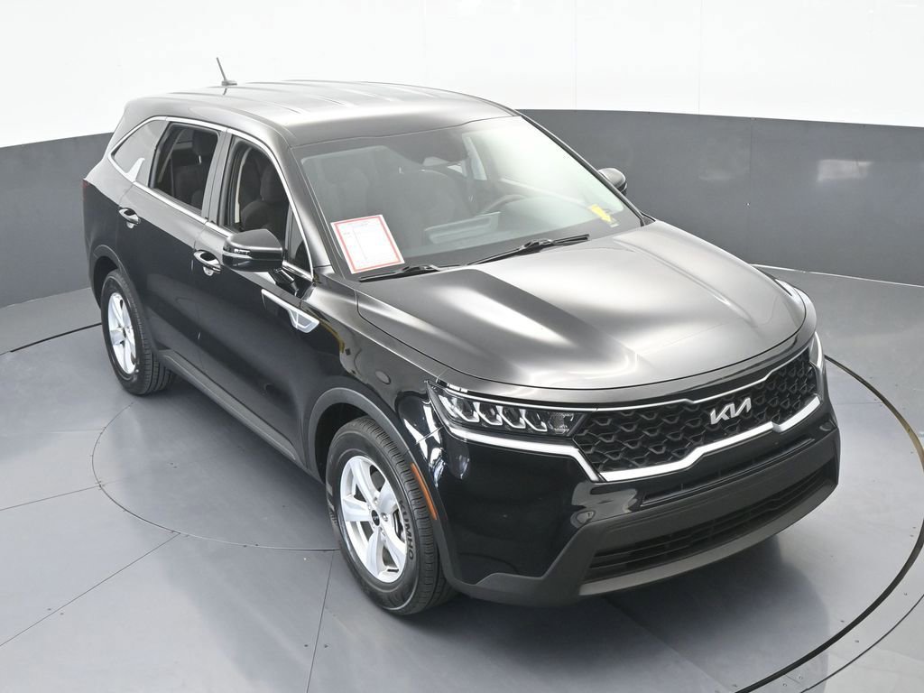 Used 2022 Kia Sorento LX image 52