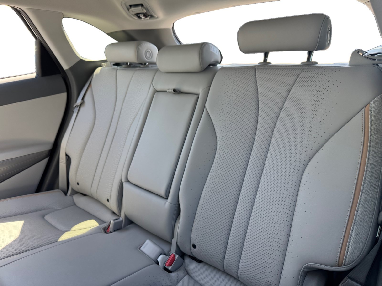 Used 2020 Hyundai Nexo Limited FWD image 13