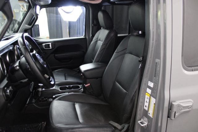 Used 2018 Jeep Wrangler Unlimited Sport S AWD/4WD image 13