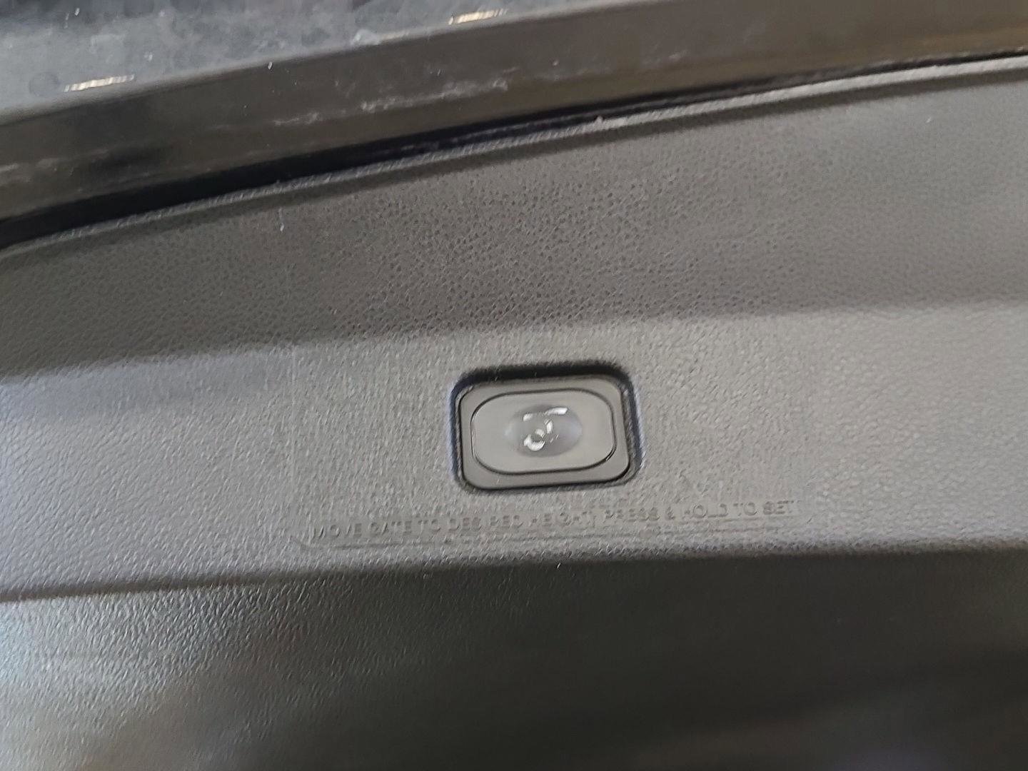 Used 2017 Ford Explorer Limited w/ Equipment Group 303A image 32