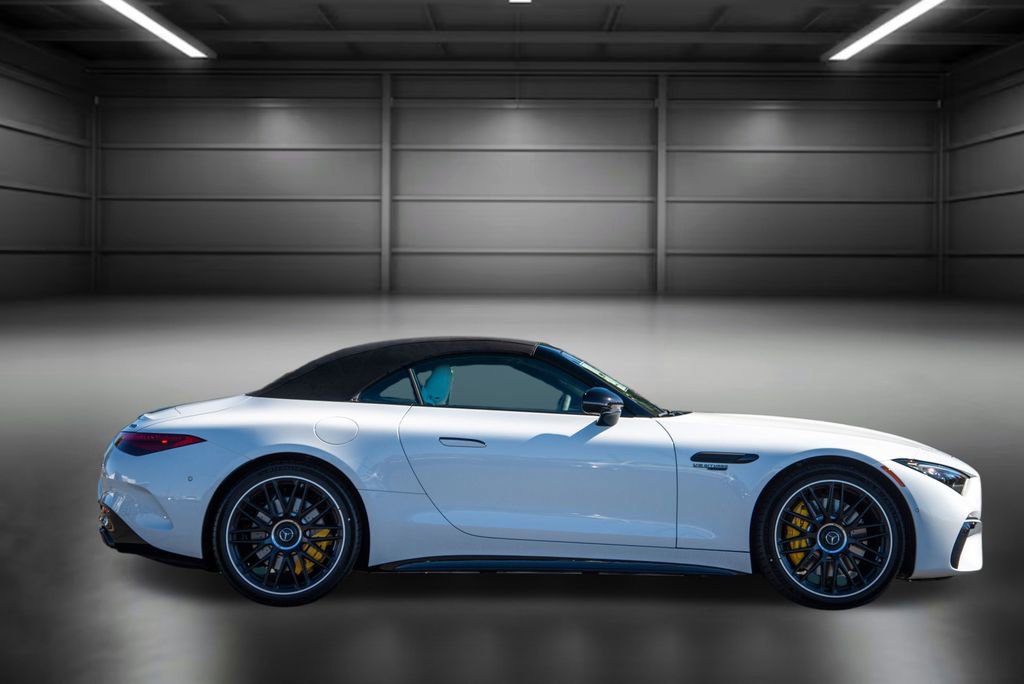 New 2026 Mercedes-Benz SL 63 AMG 4MATIC image 5