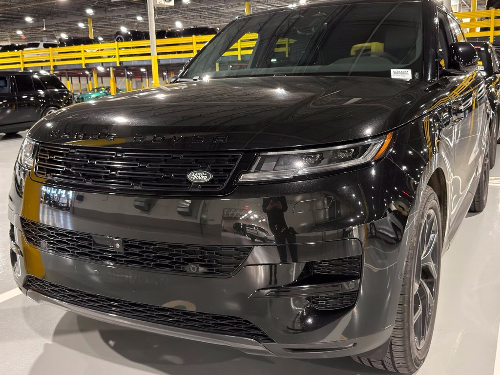 Used 2024 Land Rover Range Rover Sport SE