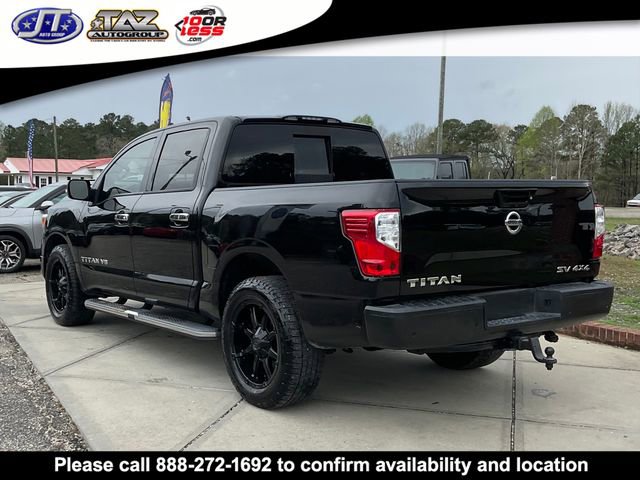 Used 2020 Nissan Titan SV image 8