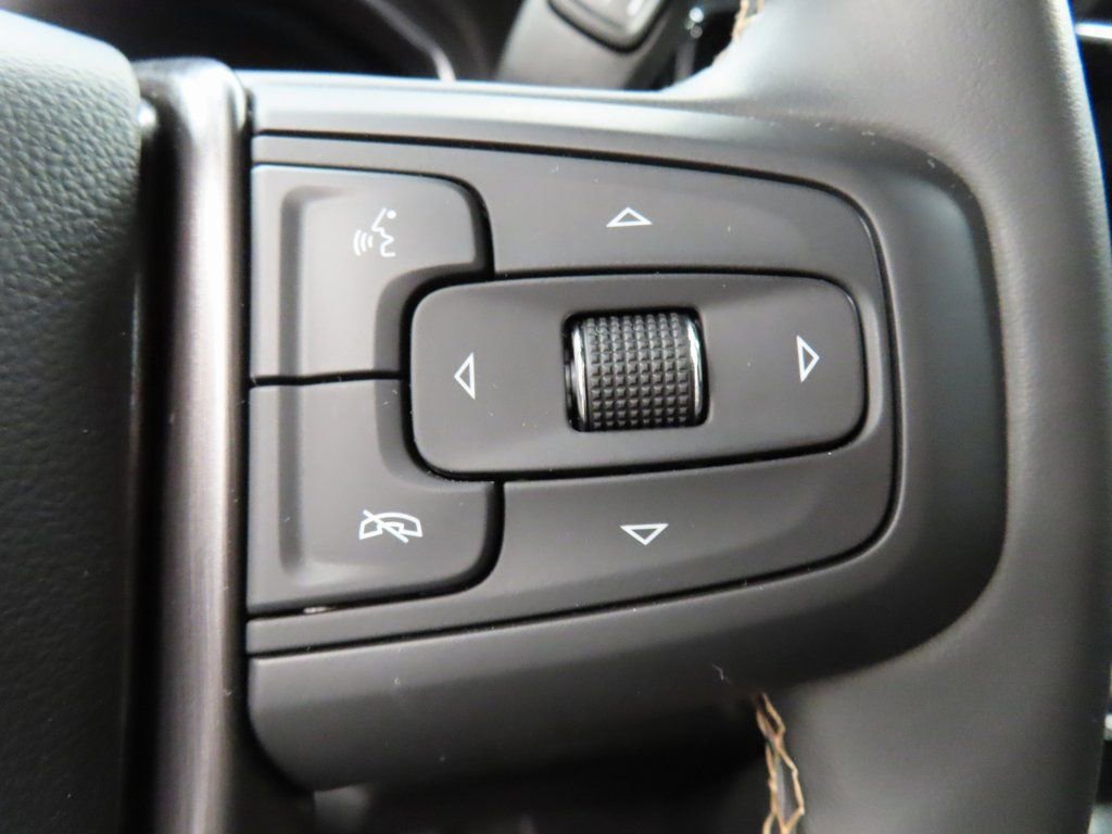 Used 2025 GMC Sierra 3500 AT4 w/ AT4 Premium Plus Package image 66