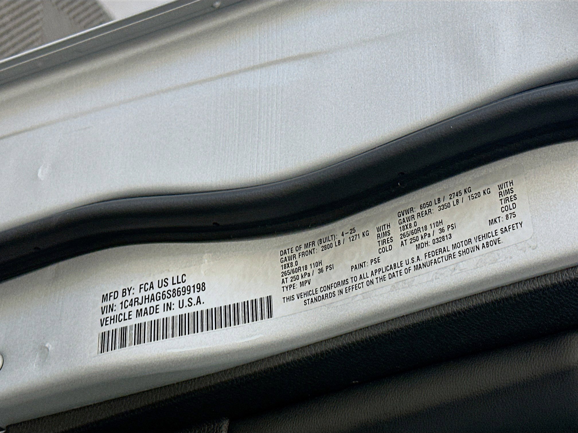 Used 2025 Jeep Grand Cherokee Altitude image 12