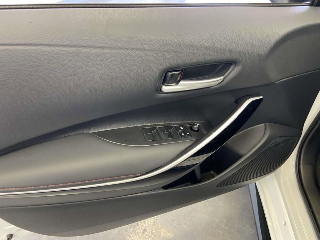 Used 2025 Toyota Corolla XSE image 18