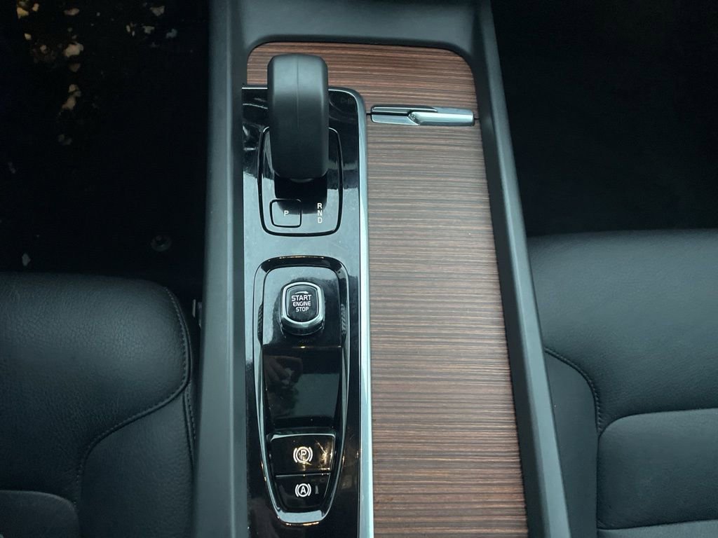 Certified 2023 Volvo XC60 B5 Plus w/ Climate Package image 35