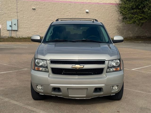 Used 2008 Chevrolet Suburban LT image 4