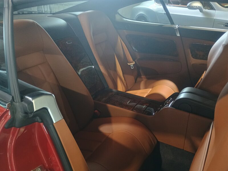 Used 2005 Bentley Continental GT AWD/4WD image 27
