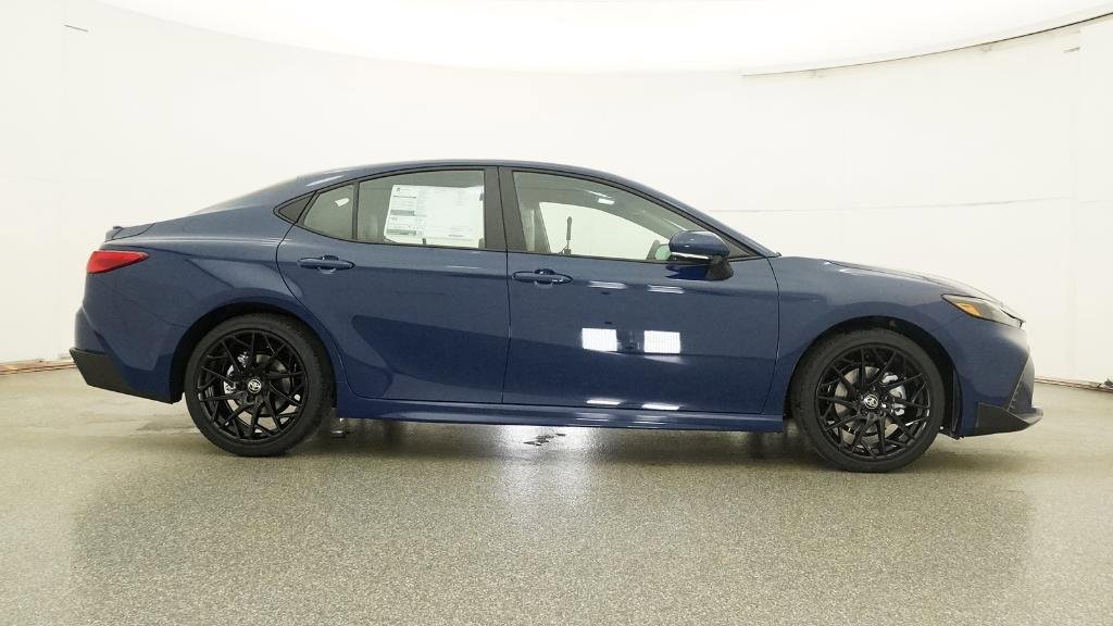 New 2026 Toyota Camry SE image 5