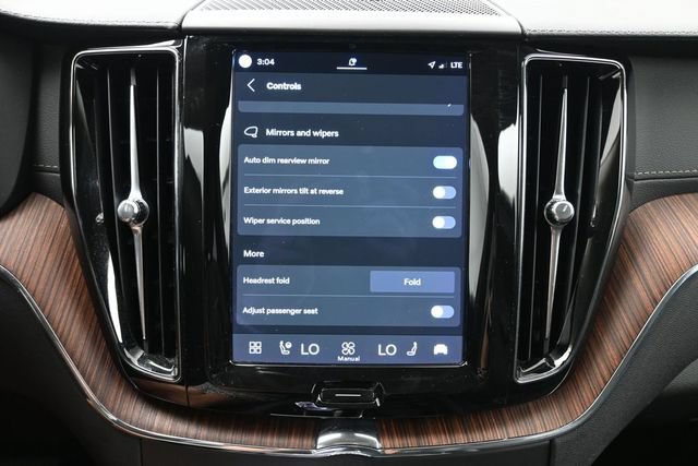 Used 2023 Volvo XC60 B5 Ultimate w/ Climate Package FWD image 20
