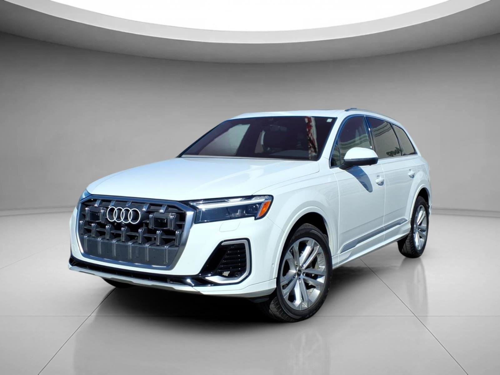 Used 2025 Audi Q7 3.0T Premium Plus