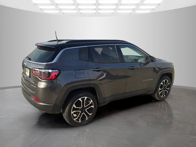 Used 2022 Jeep Compass Limited AWD/4WD image 10