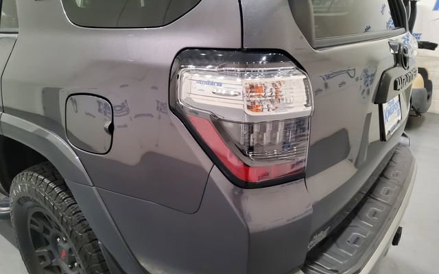 Used 2020 Toyota 4Runner TRD Off-Road Premium w/ Moonroof Package AWD/4WD image 9