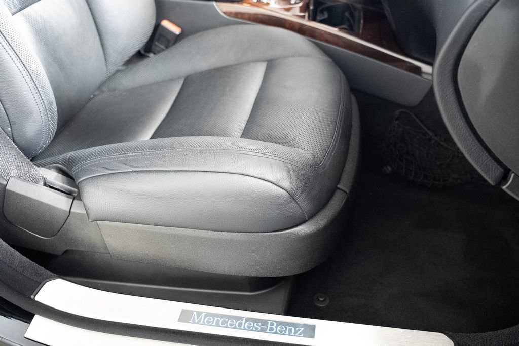 Used 2012 Mercedes-Benz S 550 image 23