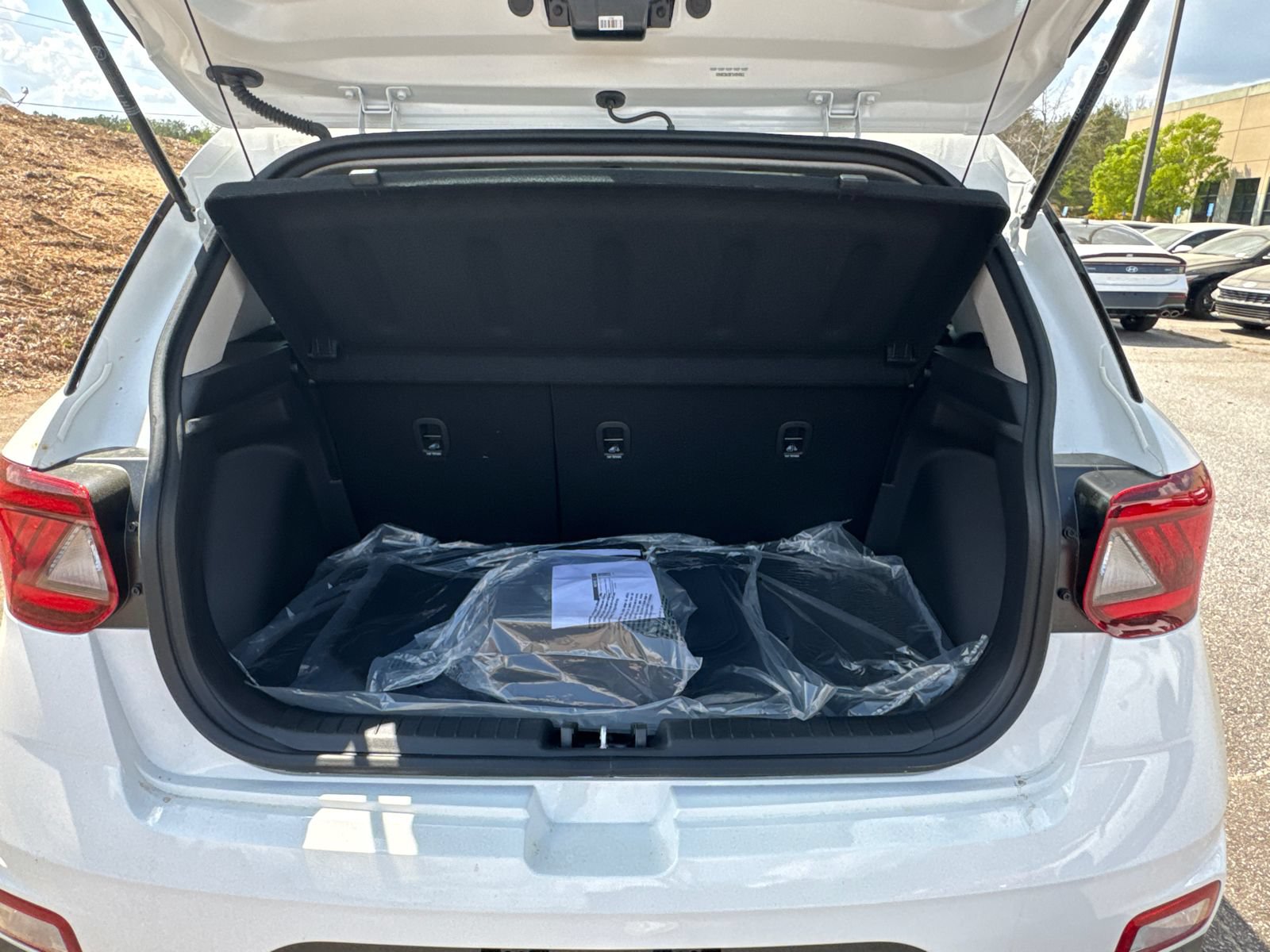 New 2026 Hyundai Venue SEL FWD image 19