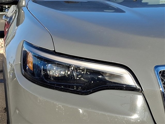 Used 2021 Jeep Cherokee Limited image 9