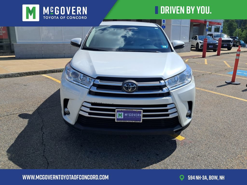 Used 2019 Toyota Highlander Plus AWD/4WD image 8