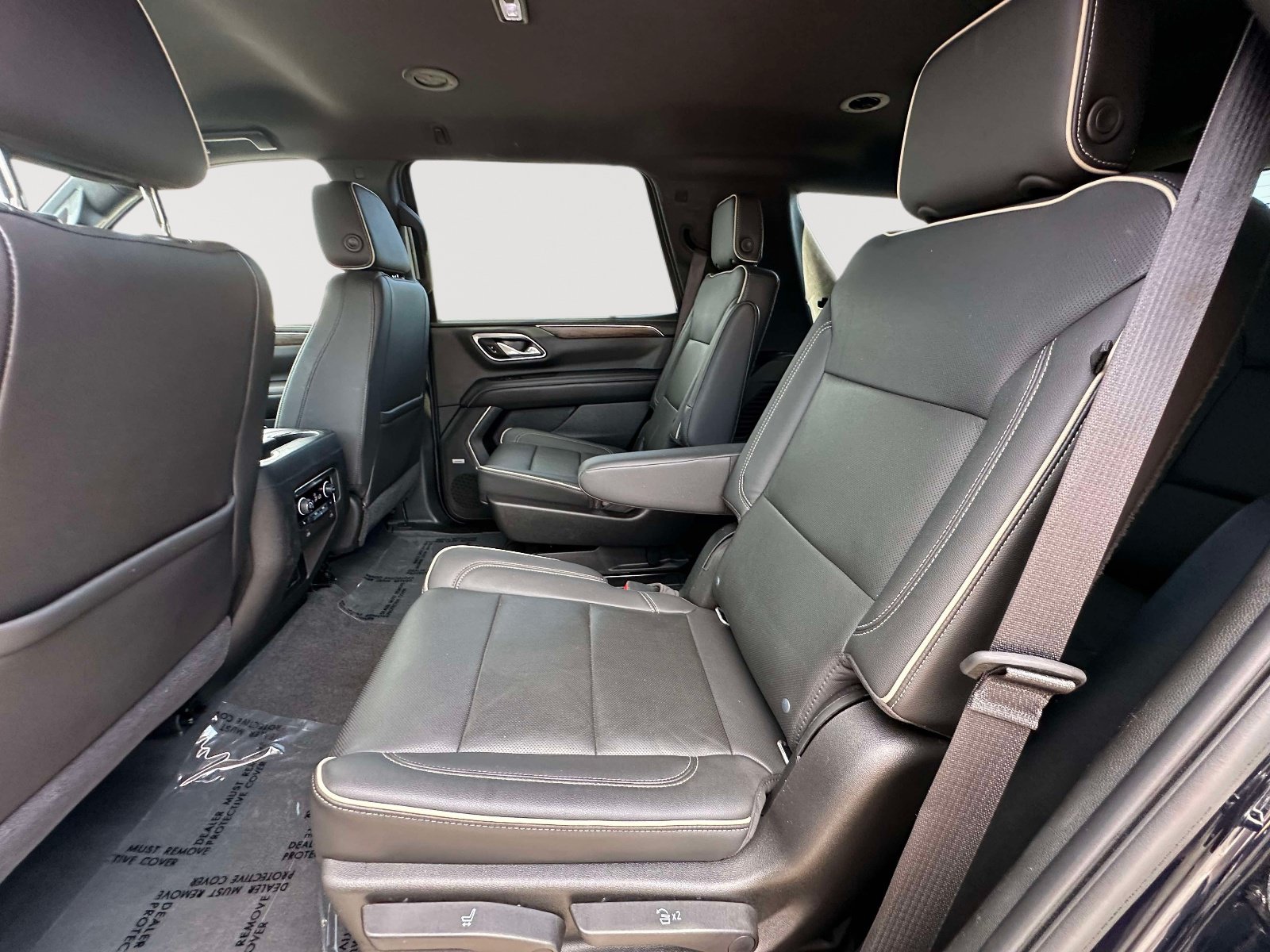 Used 2021 Chevrolet Tahoe Premier AWD/4WD image 33