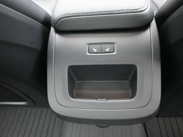 Used 2025 Volvo S60 B5 Core image 28