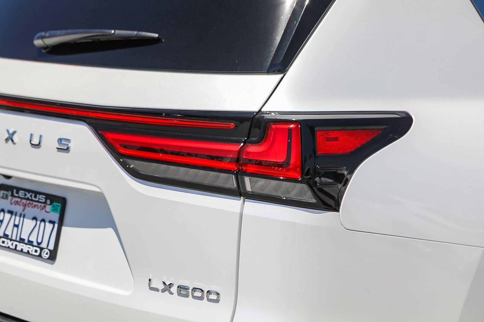 Certified 2026 Lexus LX 600 4WD w/ Luxury Package image 9