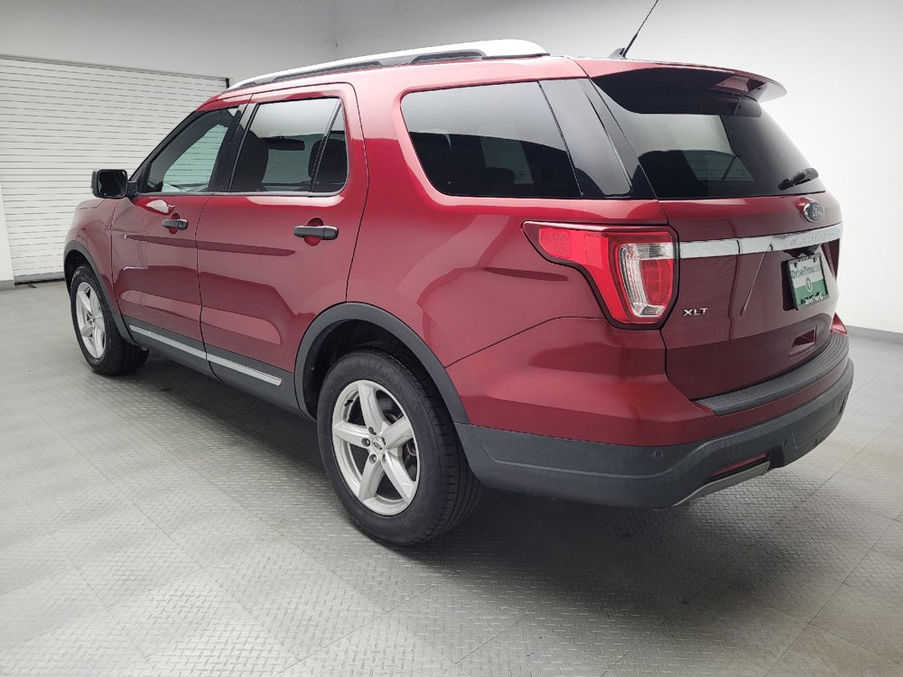 Used 2019 Ford Explorer XLT w/ Equipment Group 202A FWD image 5