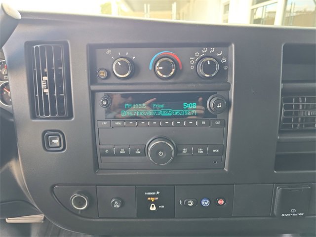 Certified 2022 GMC Savana 2500 w/ Driver Convenience Package image 17