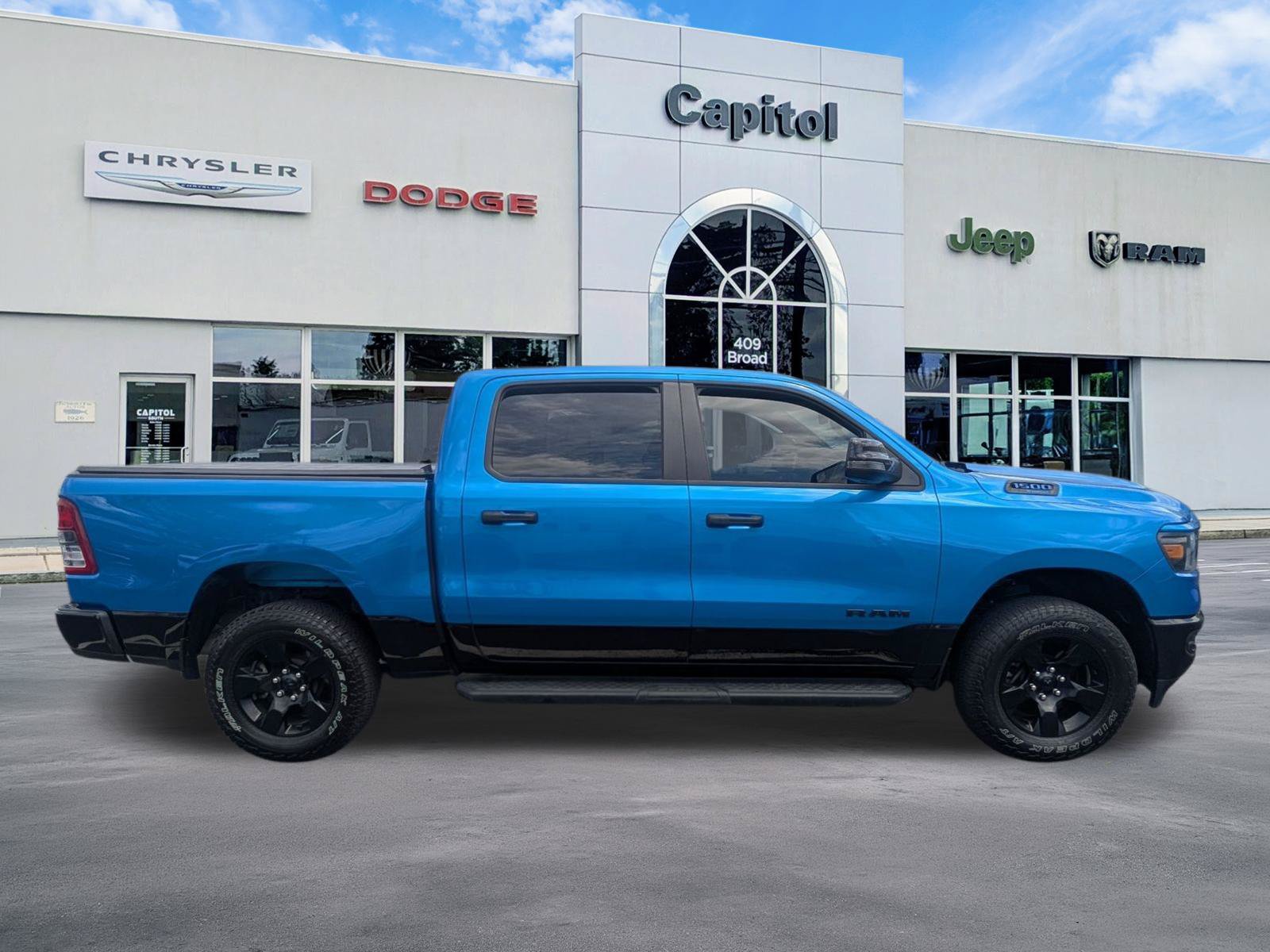 Used 2023 RAM 1500 Big Horn AWD/4WD image 2