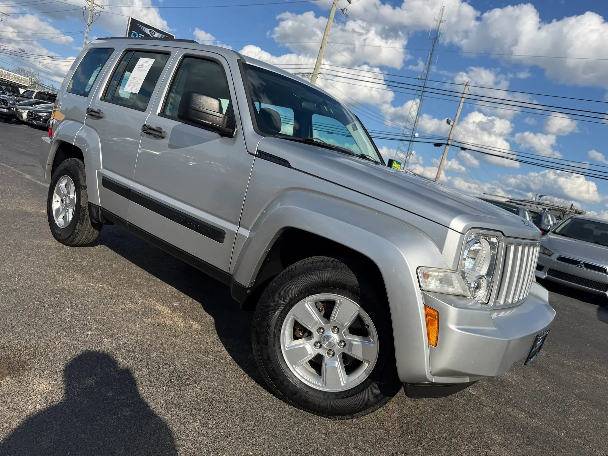 Used 2011 Jeep Liberty Sport AWD/4WD image 47