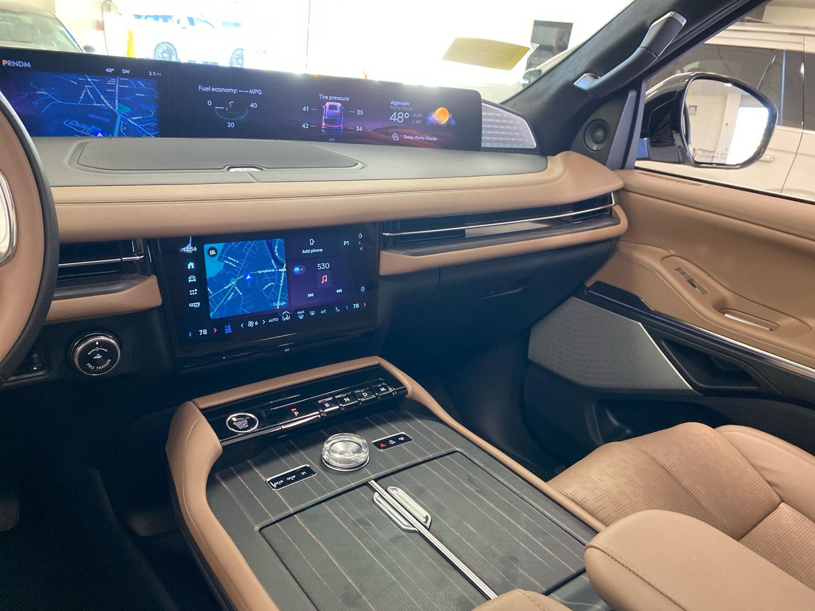 New 2025 Lincoln Navigator Black Label AWD/4WD image 18