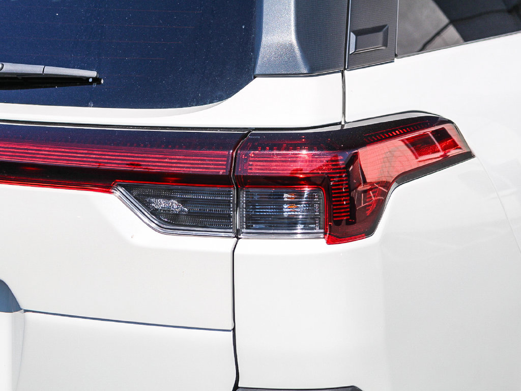 New 2026 Subaru Outback Limited AWD/4WD image 7