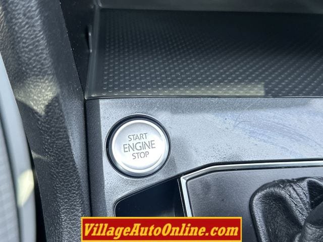 Used 2018 Volkswagen Tiguan SEL AWD/4WD image 26