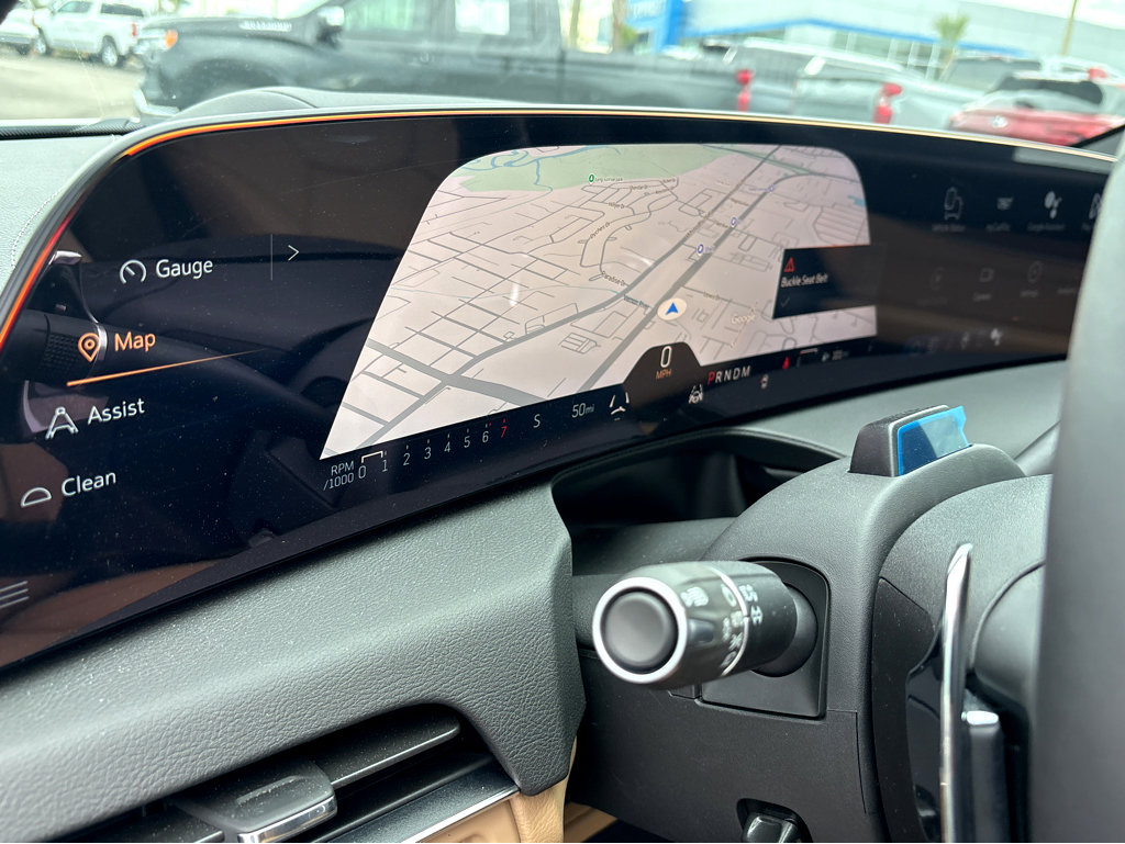 New 2025 Cadillac XT5 Luxury image 5