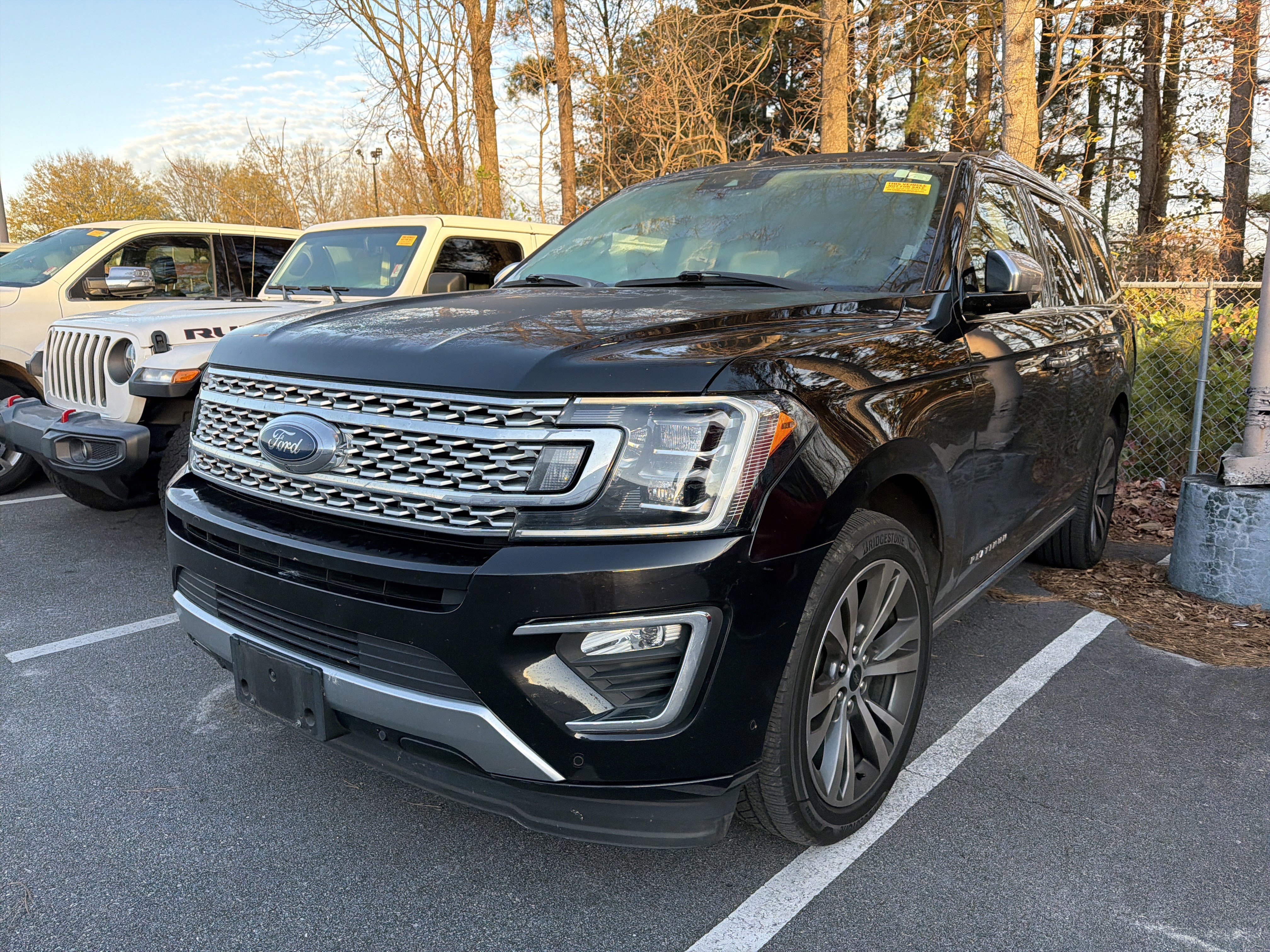 Used 2020 Ford Expedition Platinum image 2