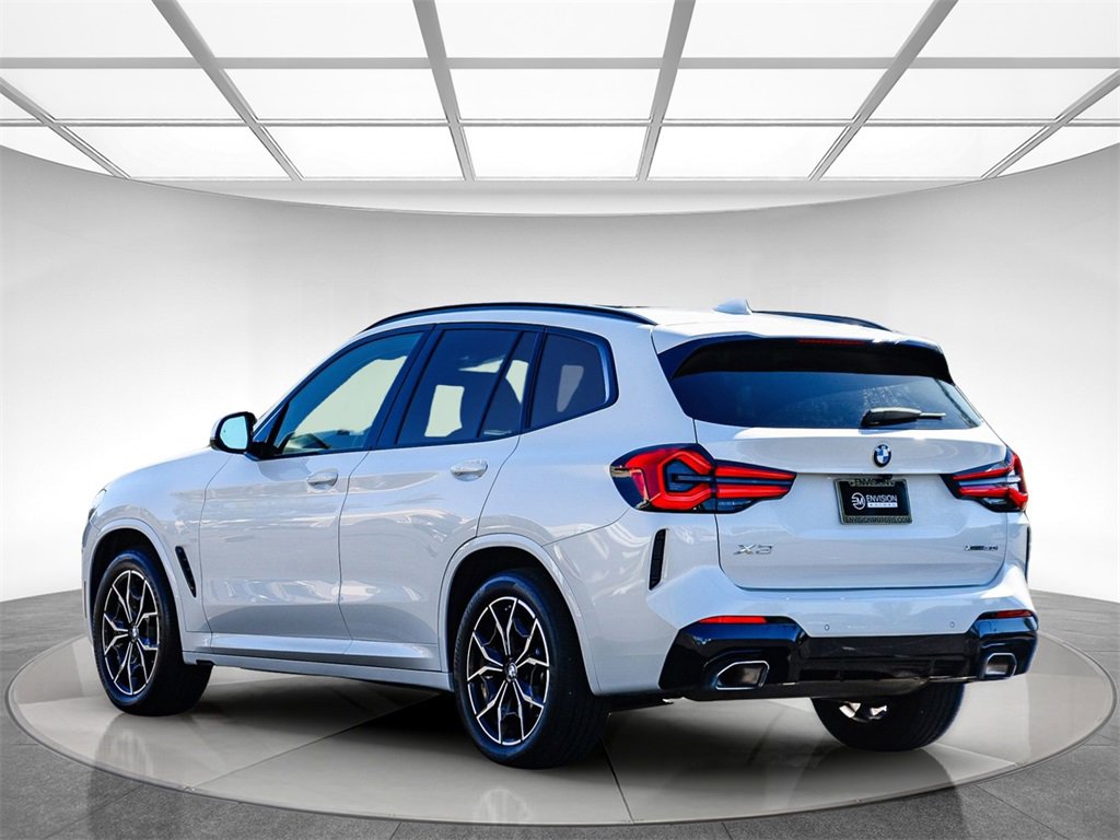 Used 2024 BMW X3 xDrive30i image 2
