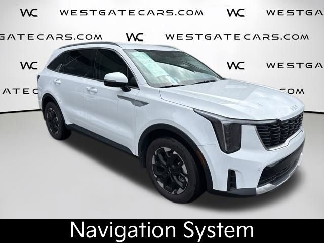 Certified 2025 Kia Sorento S image 4