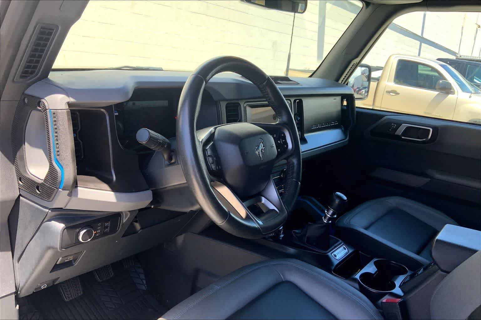Used 2022 Ford Bronco Black Diamond AWD/4WD image 2