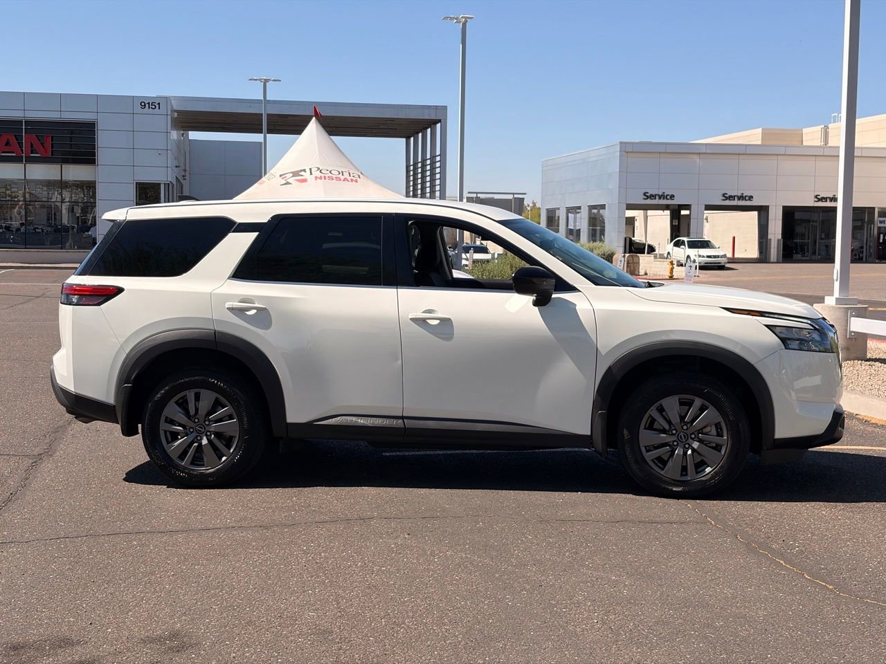 Certified 2024 Nissan Pathfinder S AWD/4WD image 7