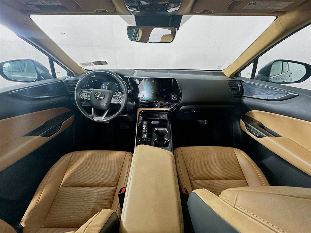 Used 2023 Lexus NX 250 FWD image 10