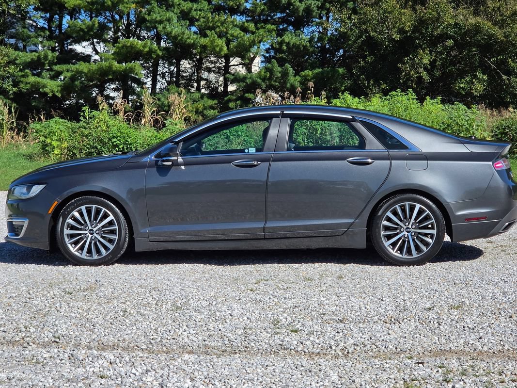 Used 2017 Lincoln MKZ Select w/ Select Plus Package AWD/4WD image 8