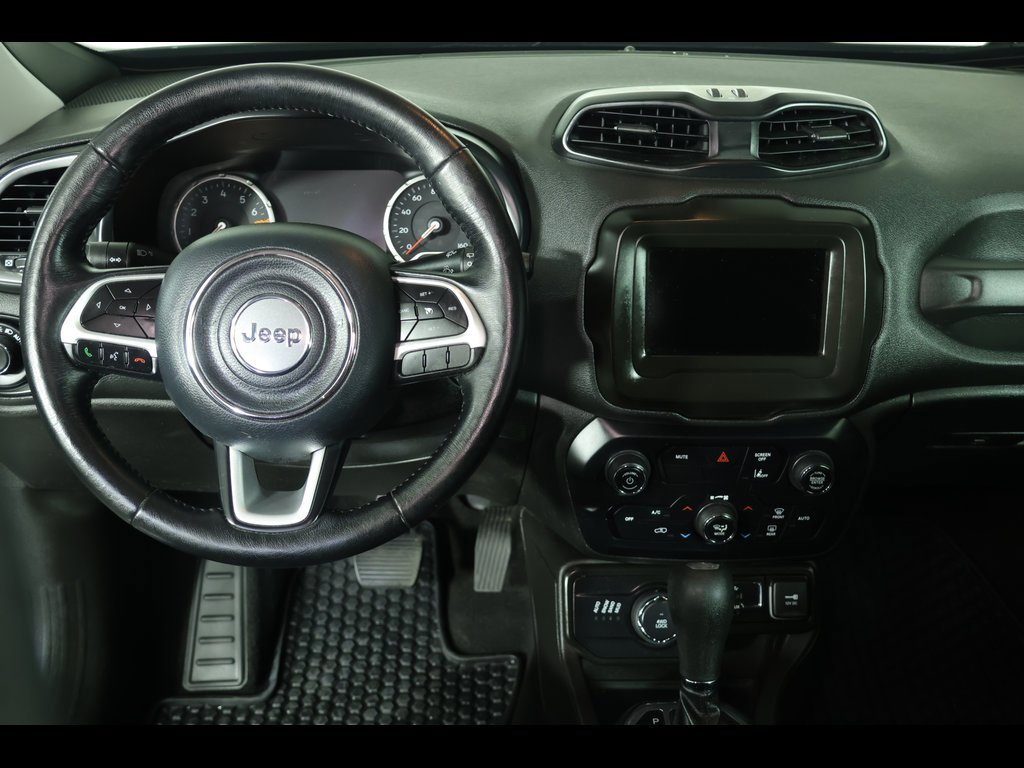 Used 2021 Jeep Renegade Latitude w/ Convenience Group image 19