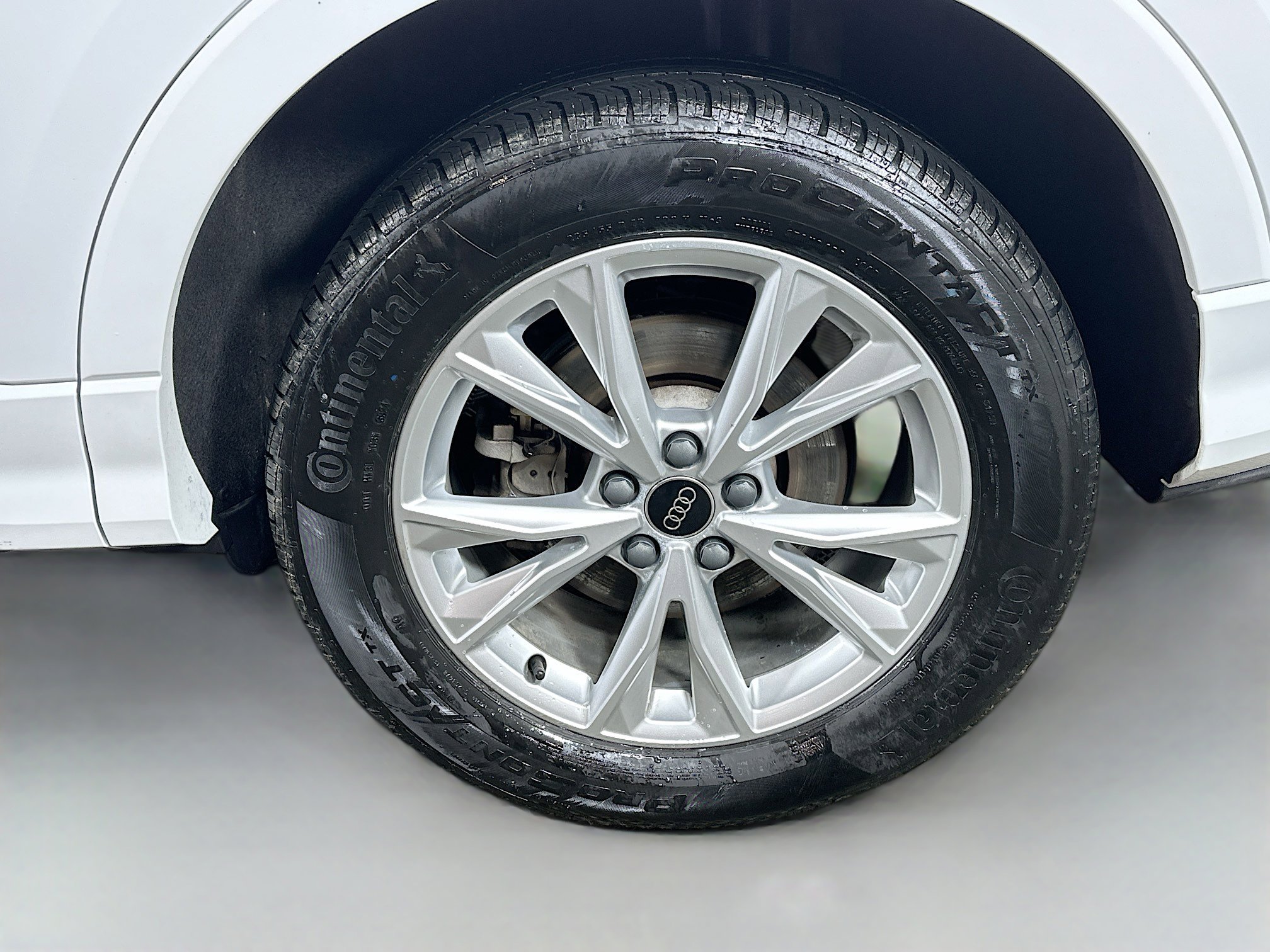 Used 2025 Audi Q3 2.0T Premium image 30