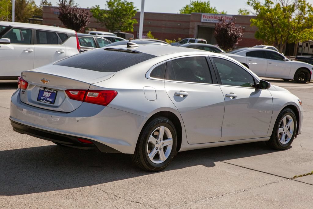 Used 2022 Chevrolet Malibu LS w/ Driver Confidence Package II FWD image 5