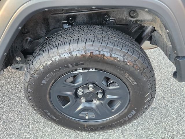 Used 2025 Jeep Wrangler Sport image 8
