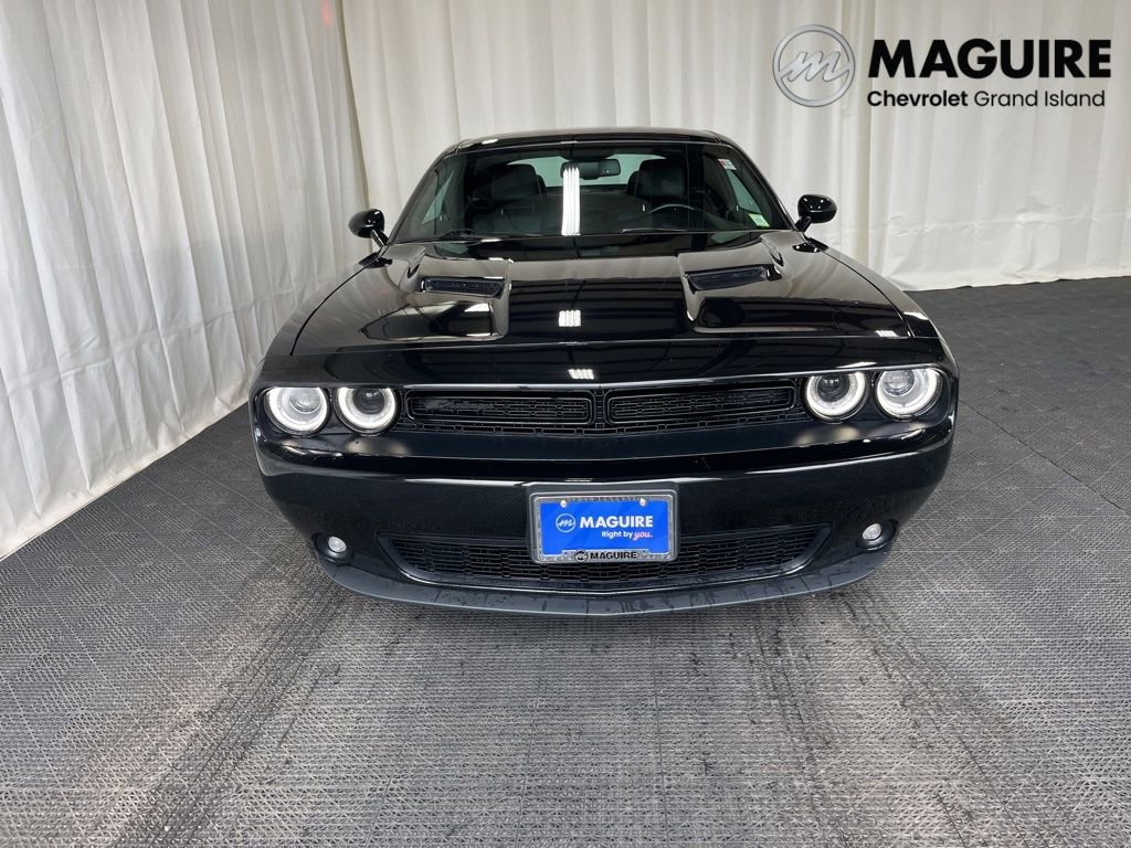 Used 2023 Dodge Challenger SXT w/ Plus Package image 27